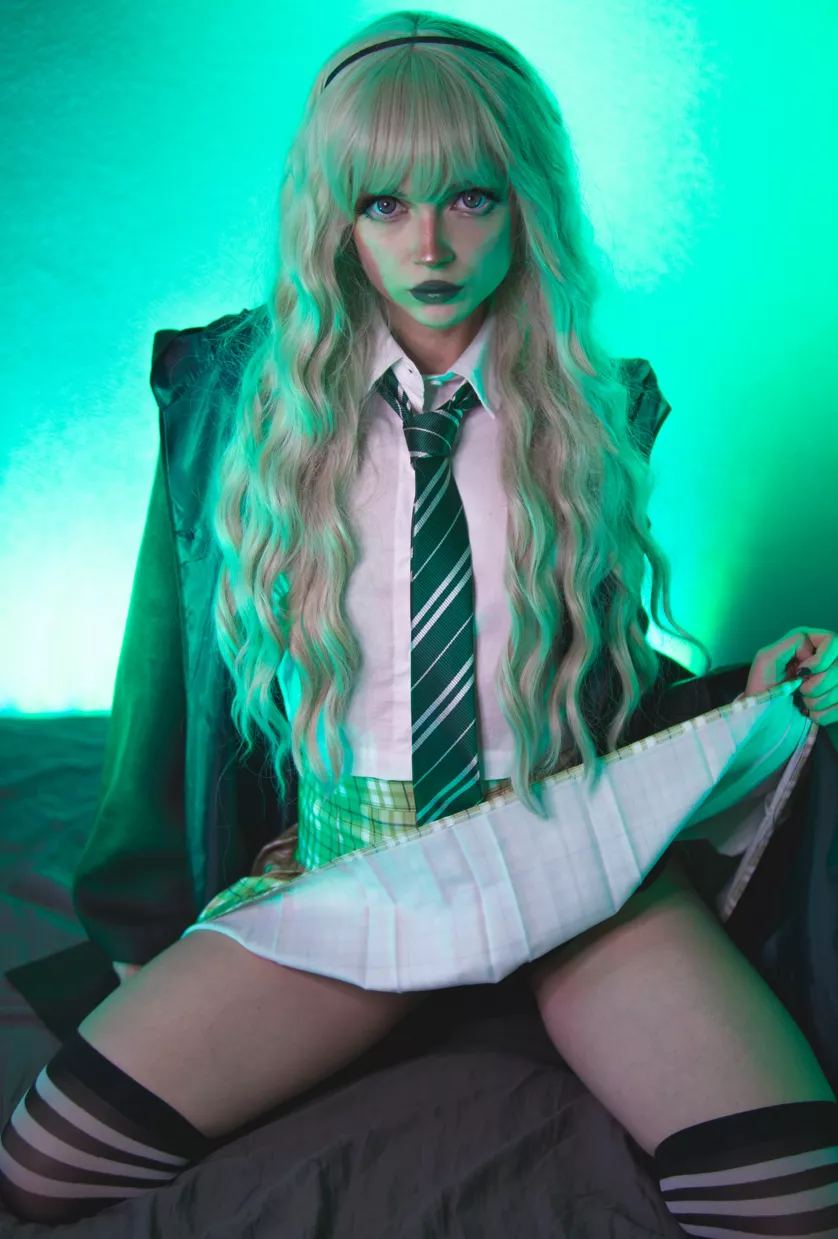Would u let me look at ur wand