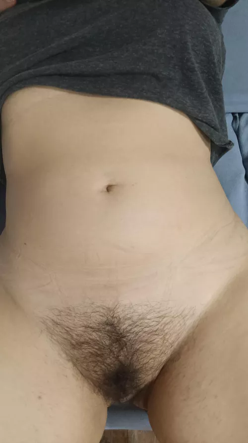 I like to let the bush air out after a long day.