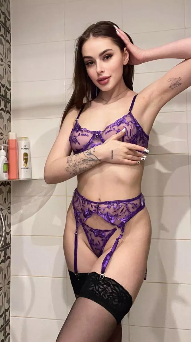 I wish more older guys wanted to fuck me