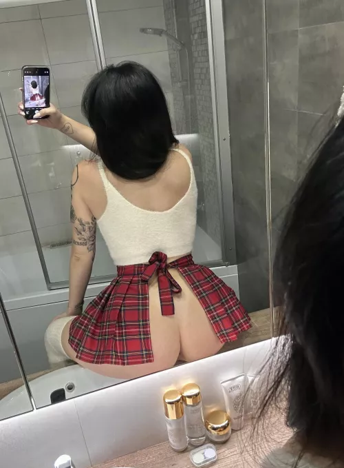 idk I just liked this photo haha