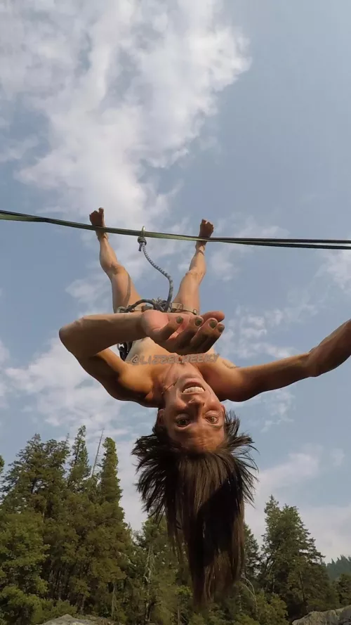 Just hanging around 🙃🥰