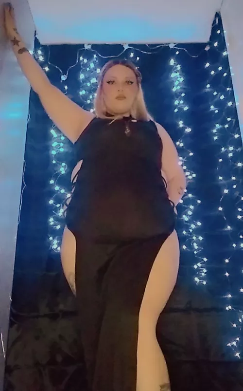 This dress makes me feel some type ofway