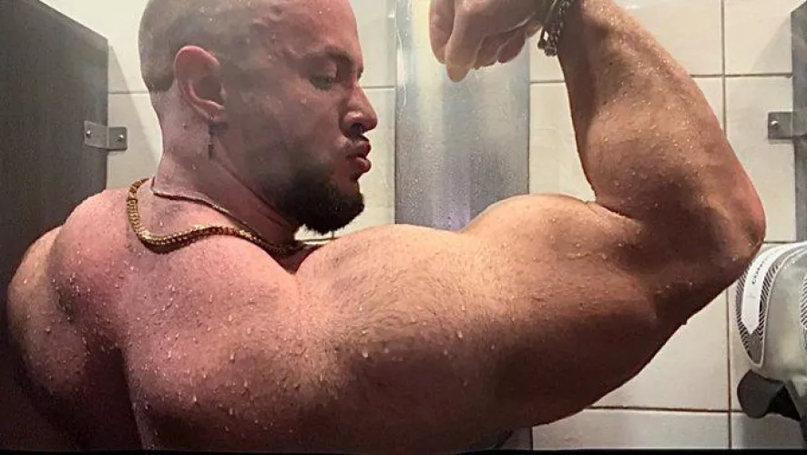 Wait until you get a load of me. (32)(m)