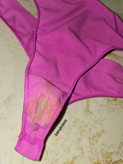 Want a sniff of my Japanese pussy?