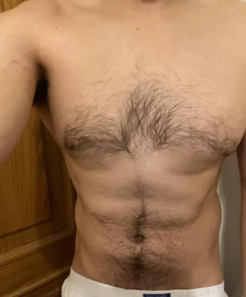 27M Looking for hairy friends