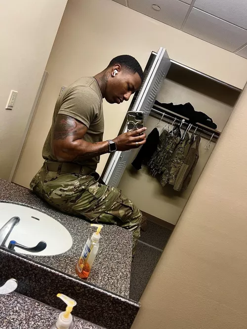 Any gaymers out there