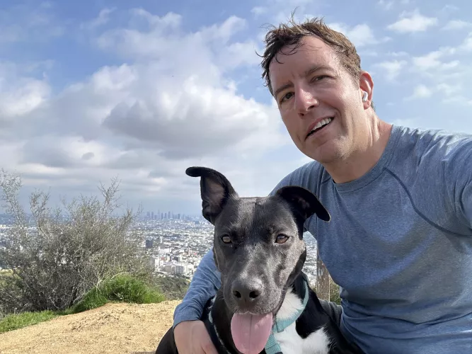 Cocoa and dad summit Runyon Canyon! Who wants to join us?