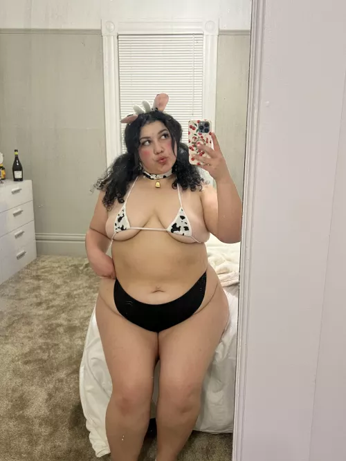 Curvy lil cum cow reporting for duty 