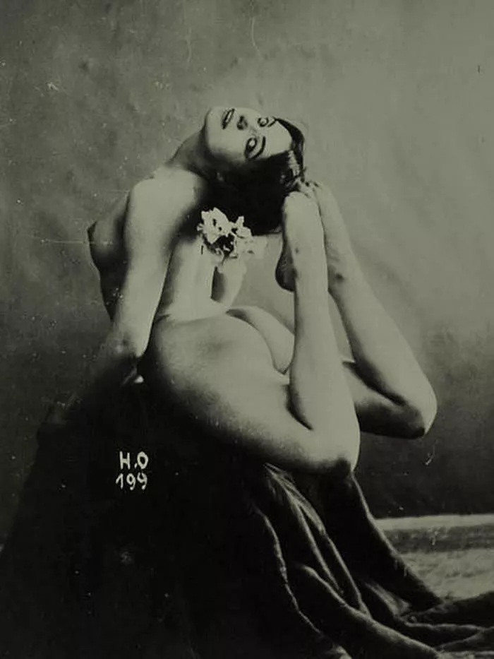 French studio nude 1917