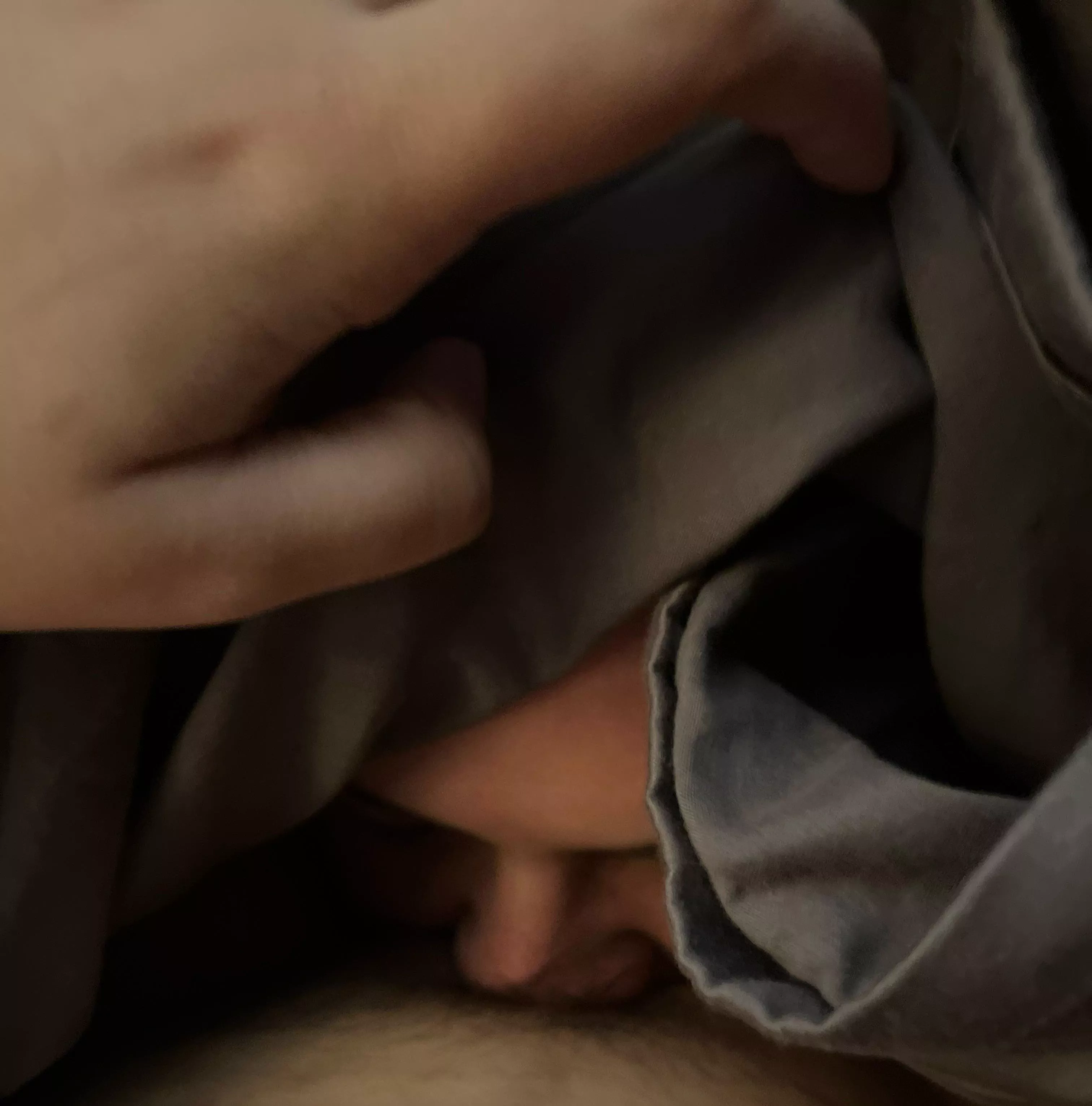 Fuck me with your mouth baby ! 