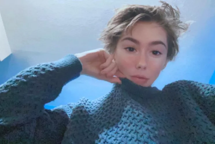 Hiya 💝letting my hair grow 