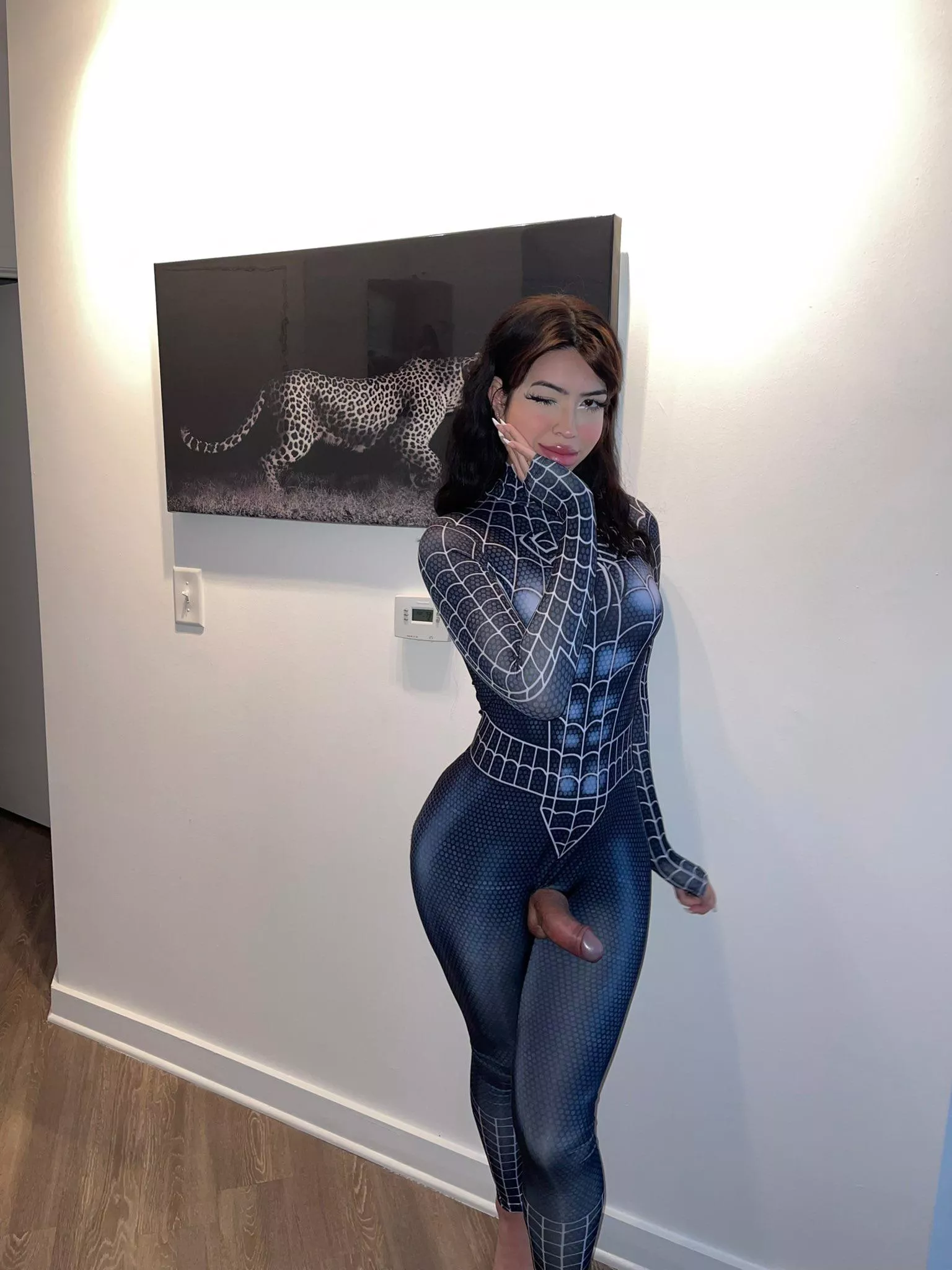 I could be your hero baby 😏