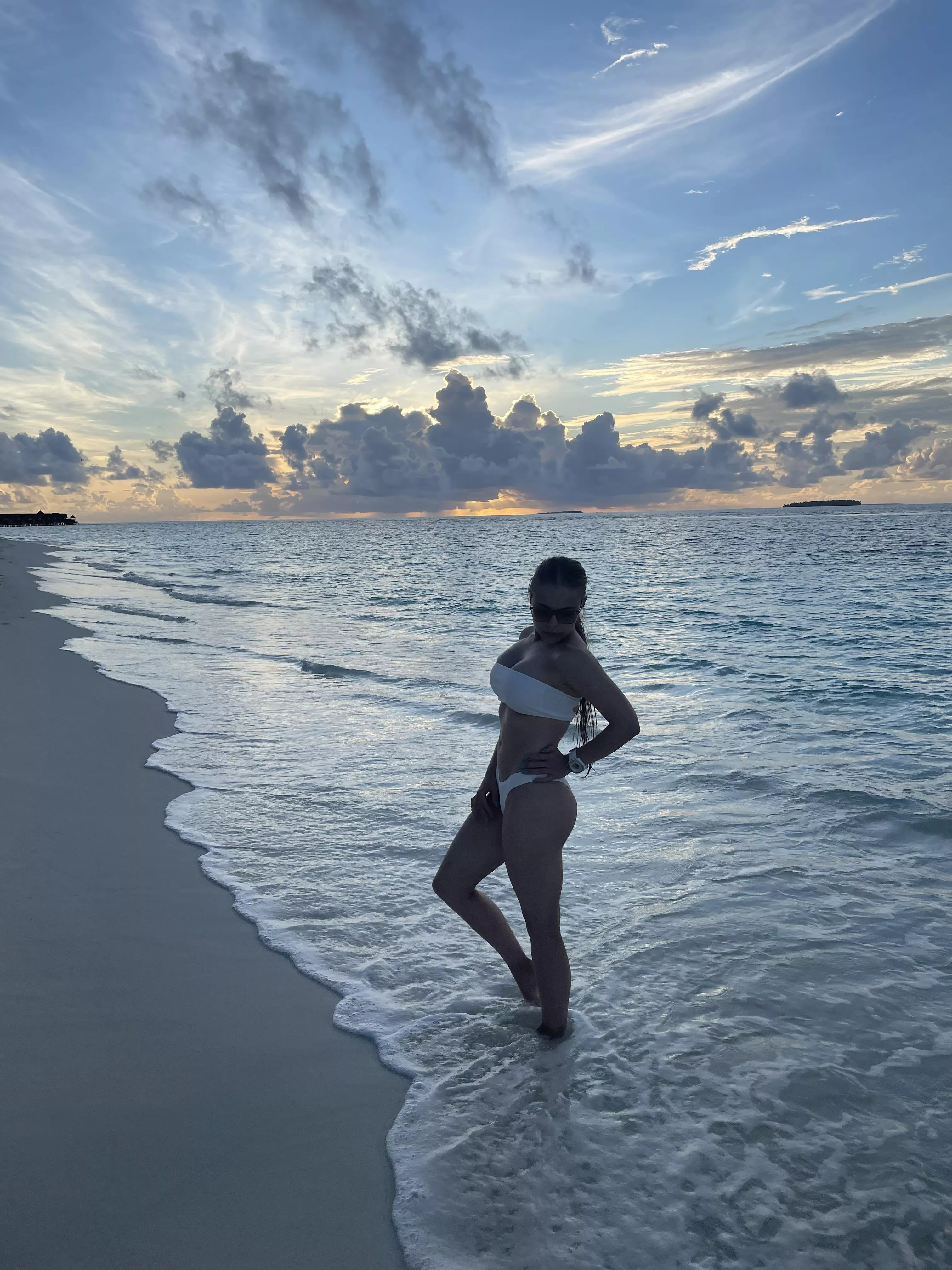 I like how my bikini blends with the clouds and sea)