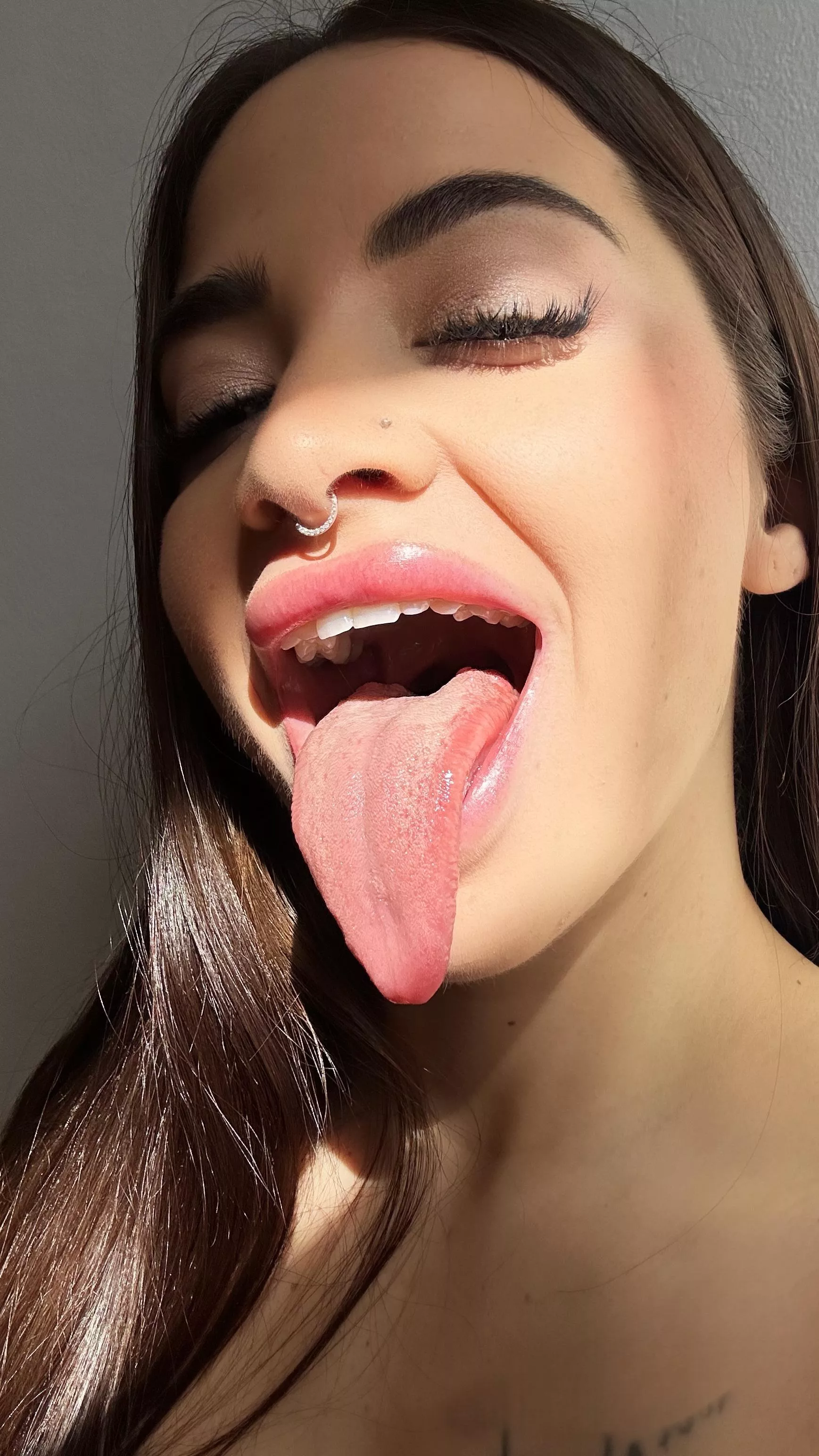 Long tongue