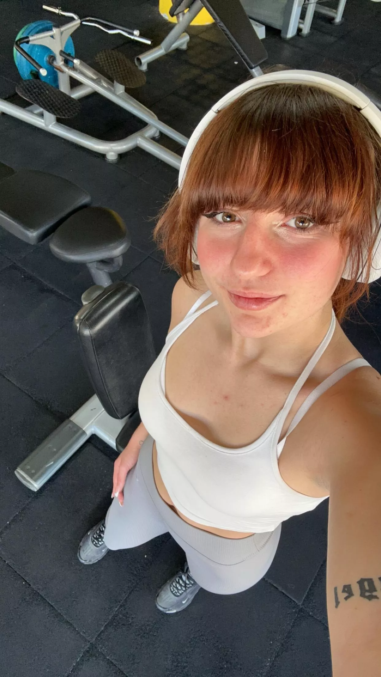 On my way to get even sexier [F]