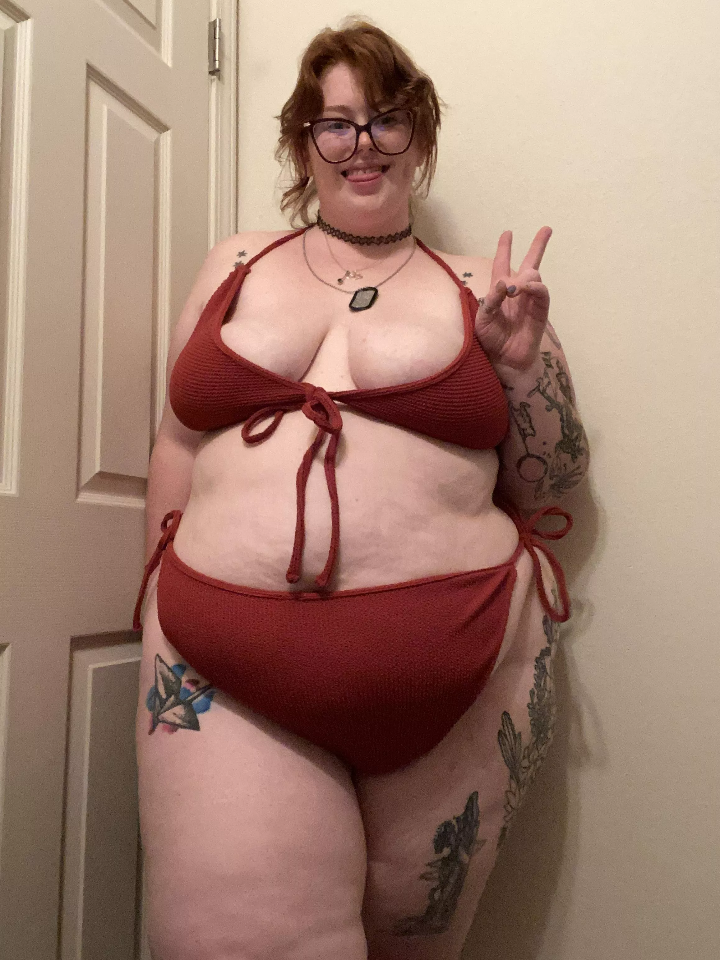 Raise a glass for the fat tattooed gingers ⏳🥂