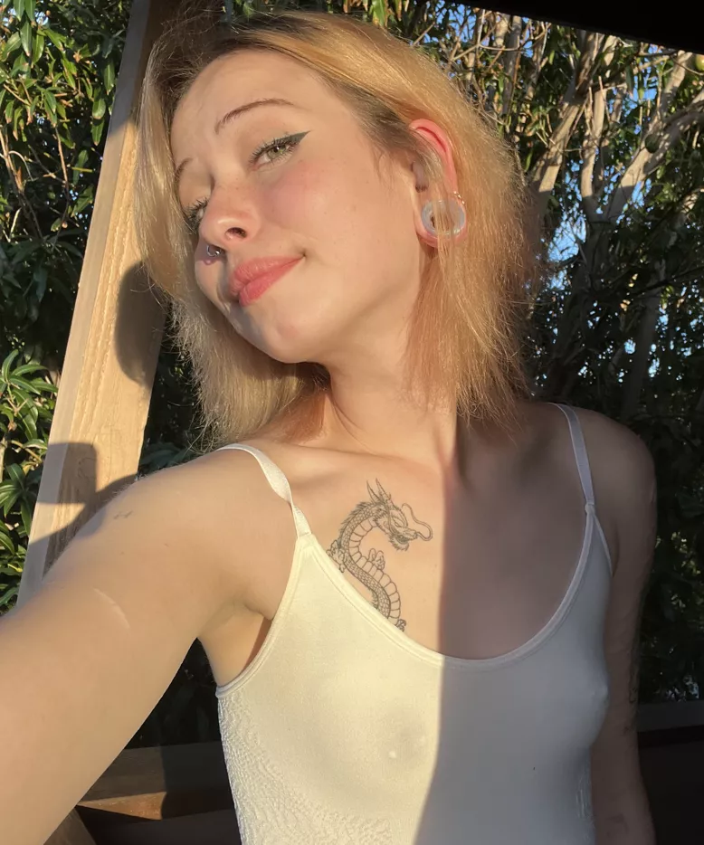 Would you like to meet the sunset with me?