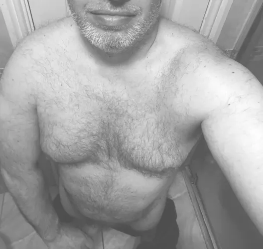 [45] Time for a shower time tease ?