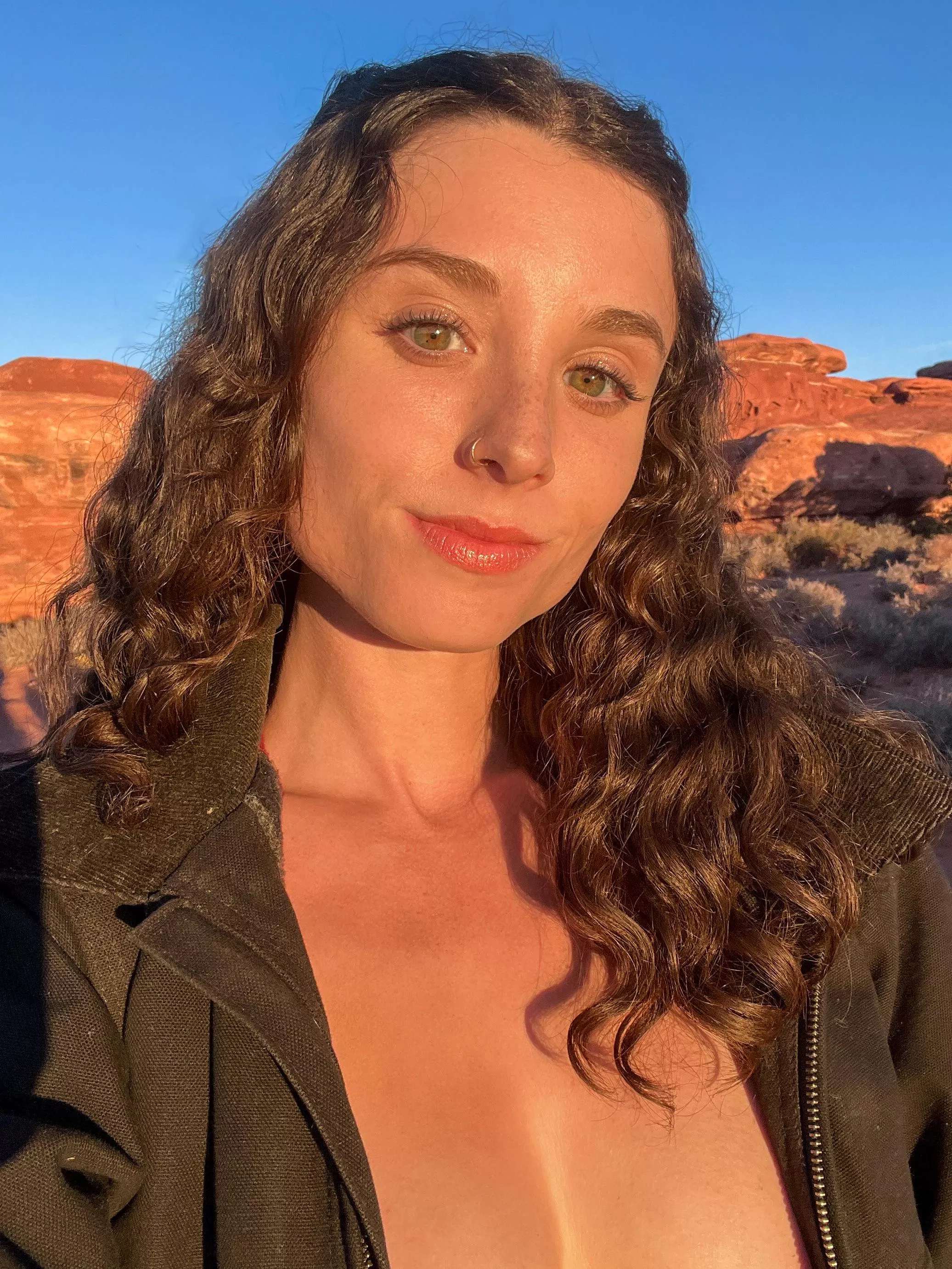 anyone else like to spend most of their time in the desert?