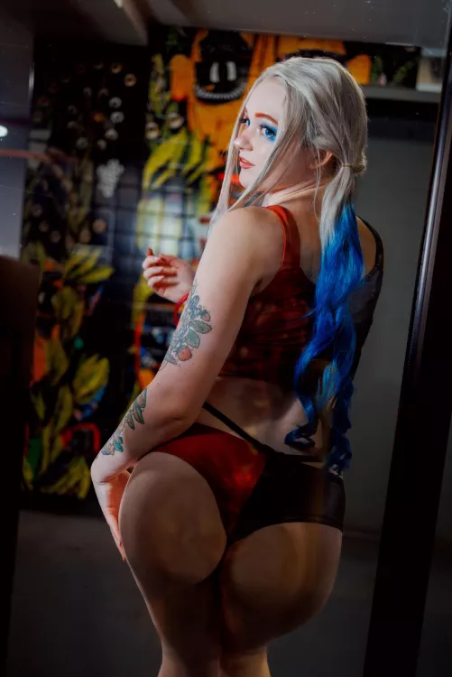 Harley Quinn by elle.chu