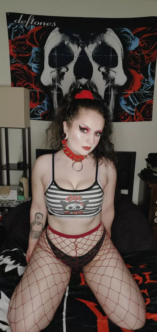 i wanna be your fuckdoll 