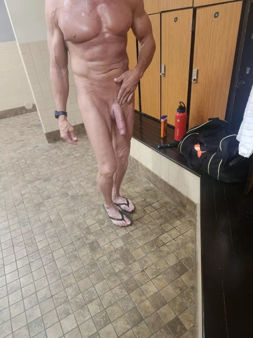 Lockeroom Hung Daddy