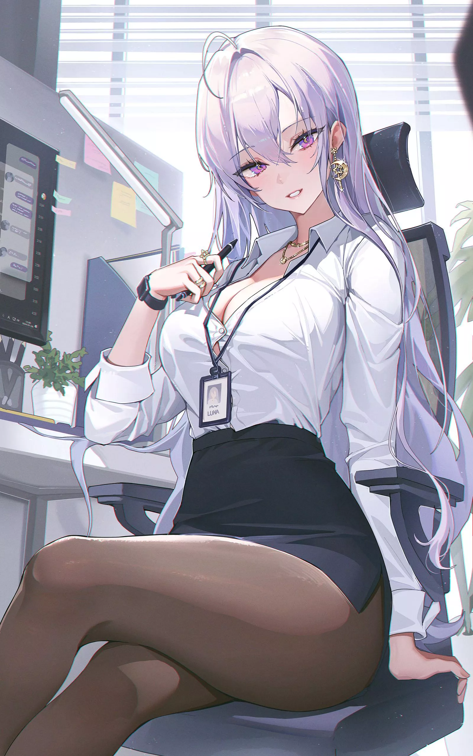 Office Lady Luna [Artist's Original]