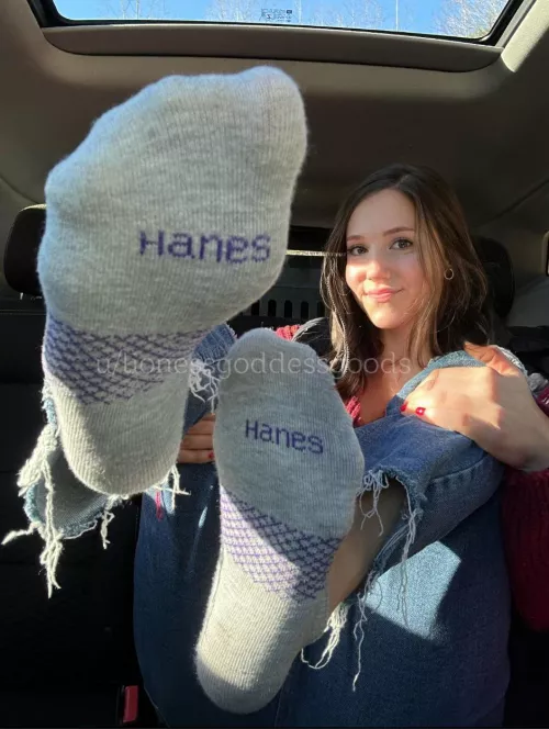 [Selling] Should I rest these on your face or somewhere else. Menu & drawer pinned. Free shipping, tracking #, pow photo included