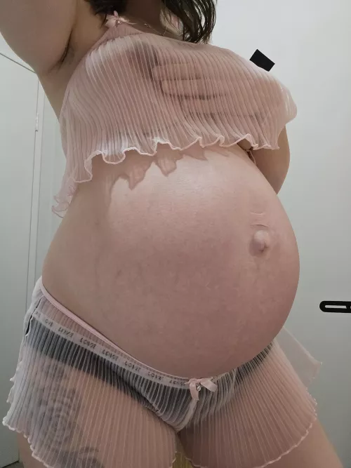 Spoiled myself with some new lingerie today 🩷 