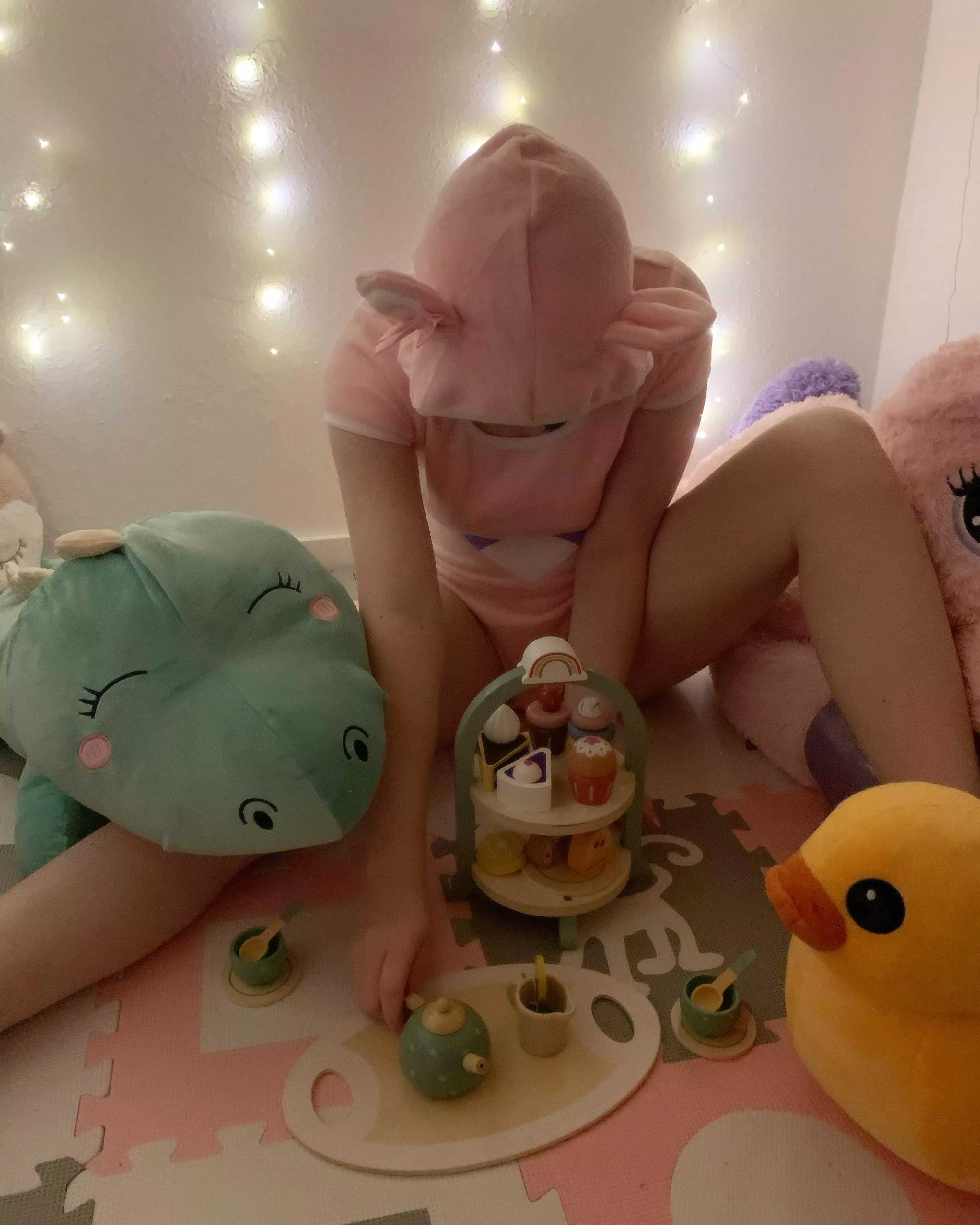 Tea-Time with Dino and Quacki 😍🦖Does somebody has a good Name idea for my new Dino?🥺🦕🦖