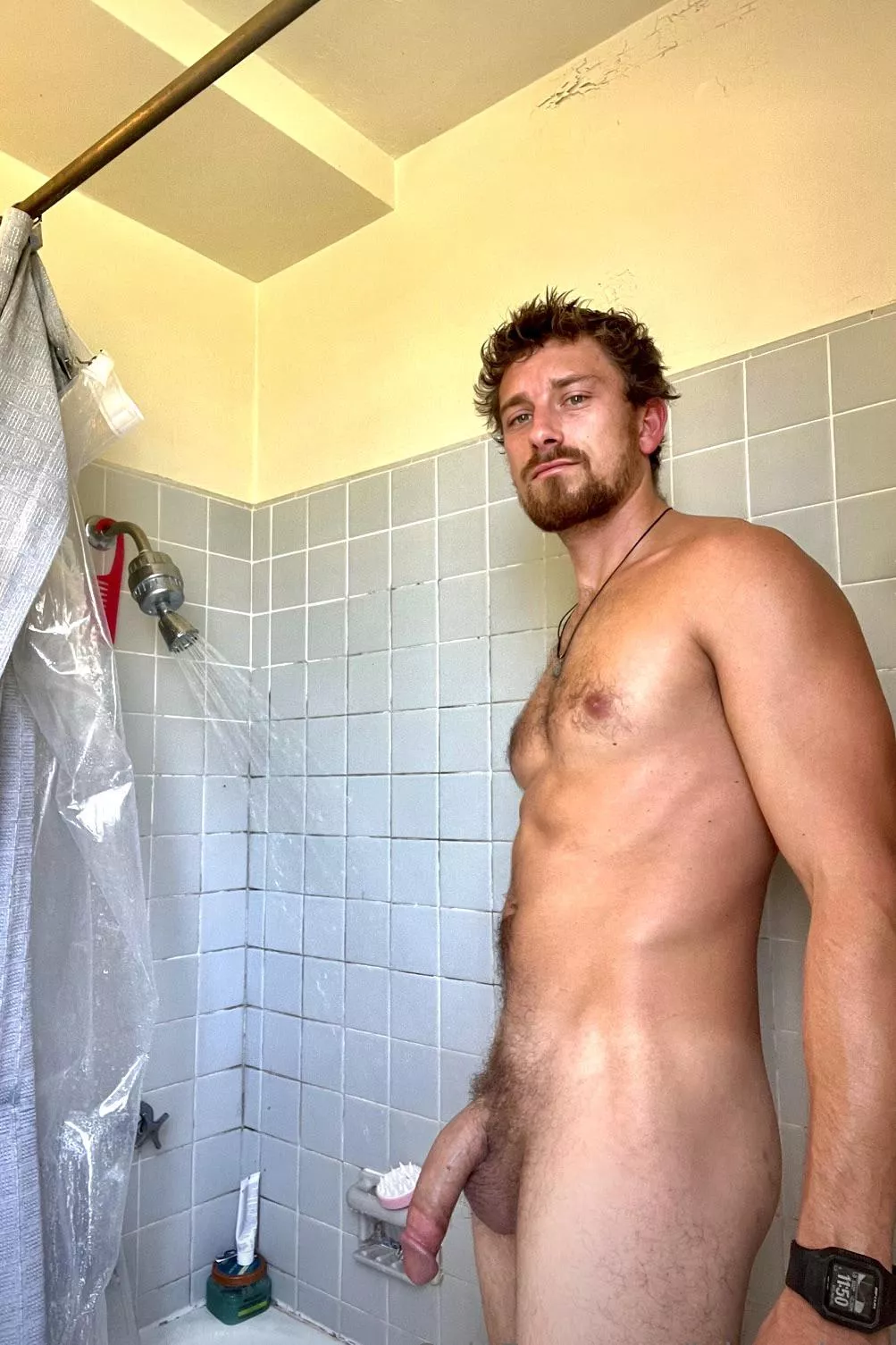 Wanna get wet? 💦🤤