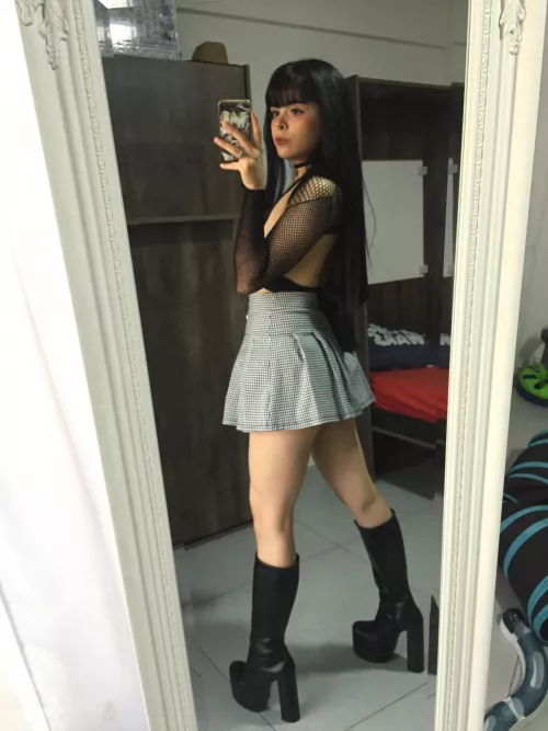 Would you kiss my boots or rather be stepped on?