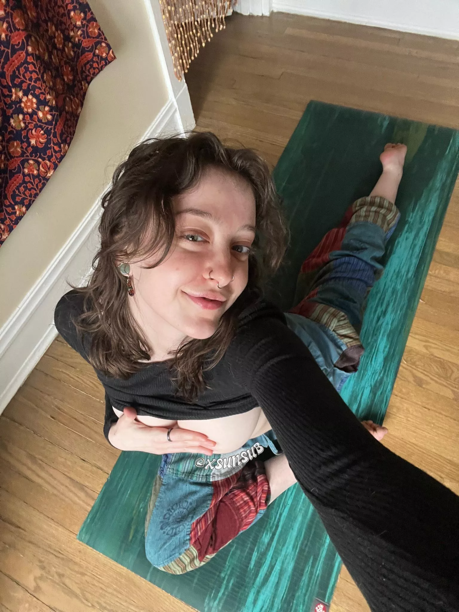 yoga flowing & glowing 💛