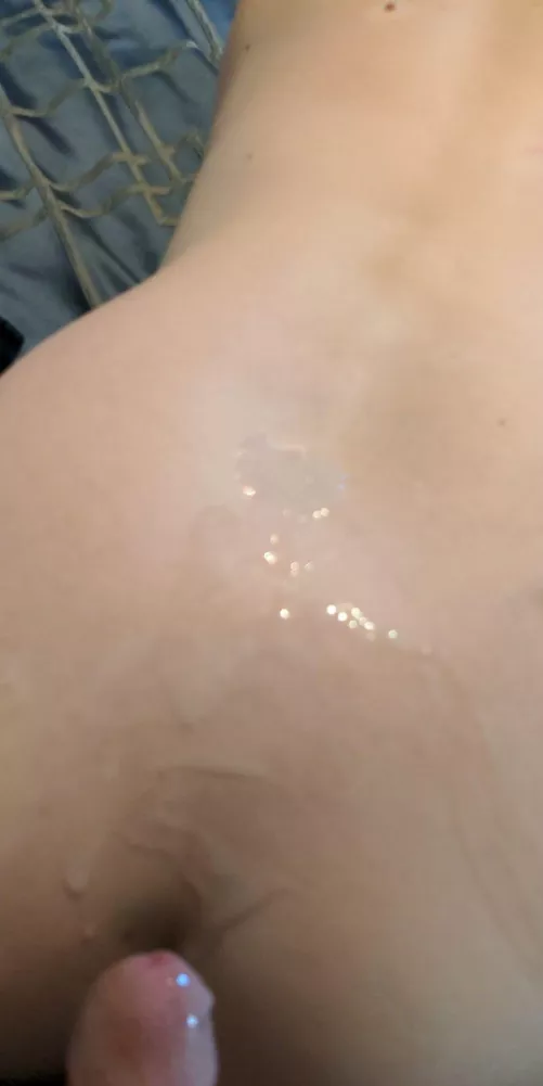 Does this look like fake or real cum? 
