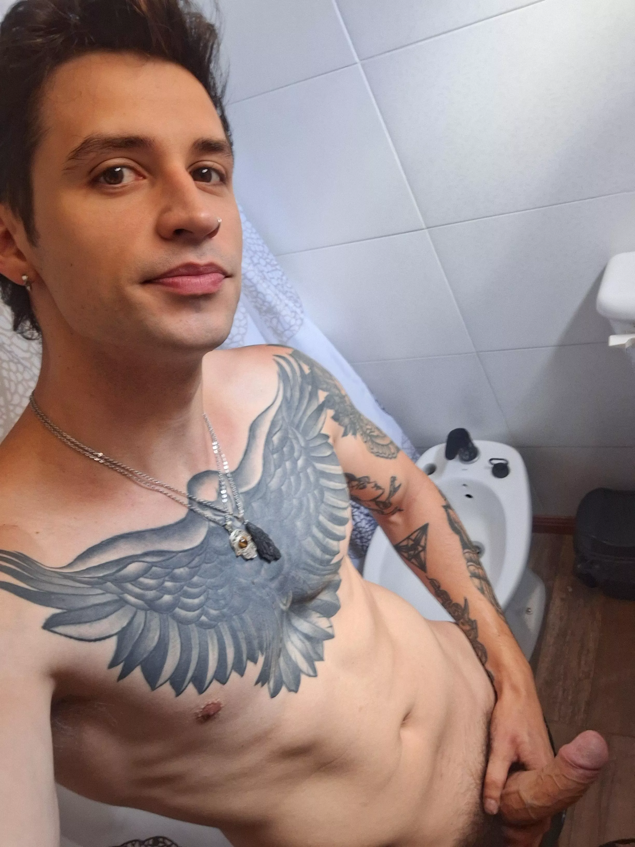 I just woke up and my cock is hard as a rock. Good morning!