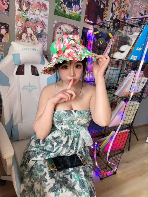 I will be so happy taking care of that hard cock