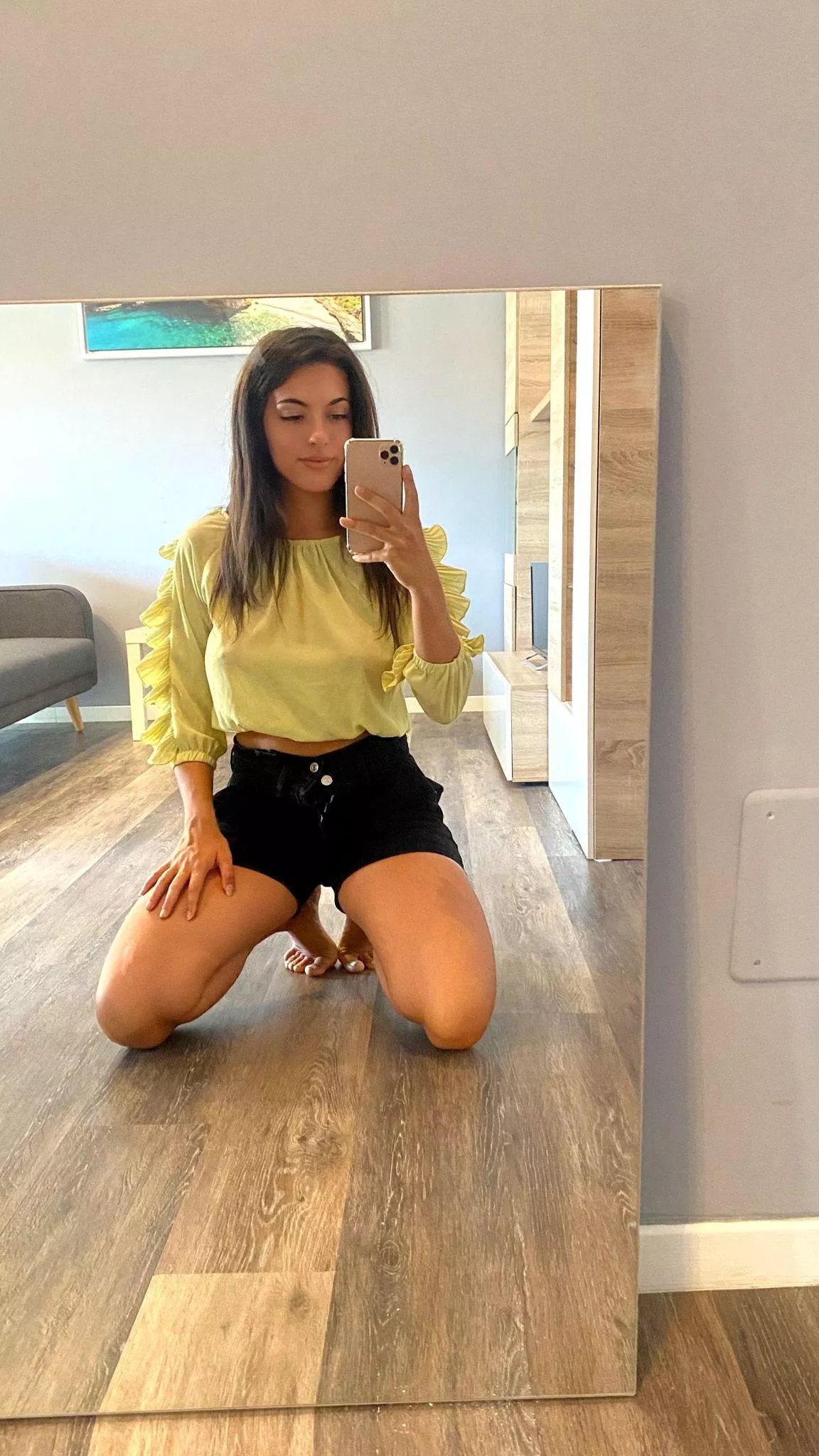 just a lil confident selfie before our date tonight F19