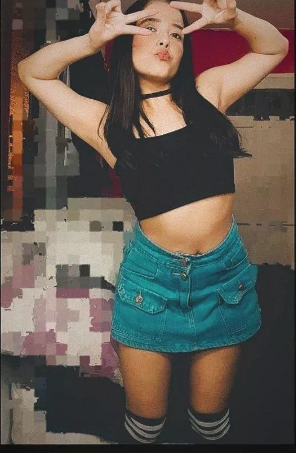 Can I get an honest rating for my outfit today?