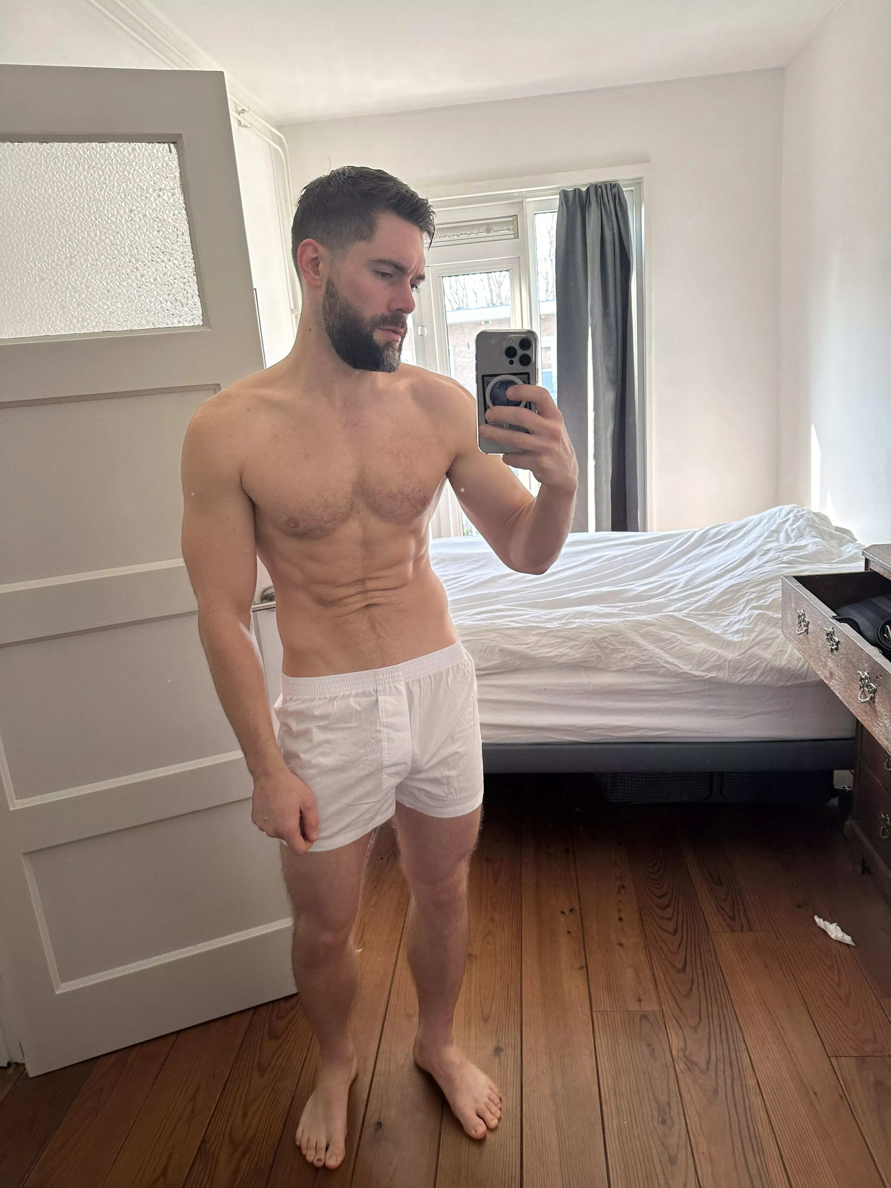 classic vintage style (by Ron Dorff)