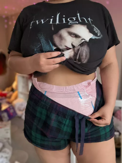 Feeling cozy while I’m sick 🤒 ❤️