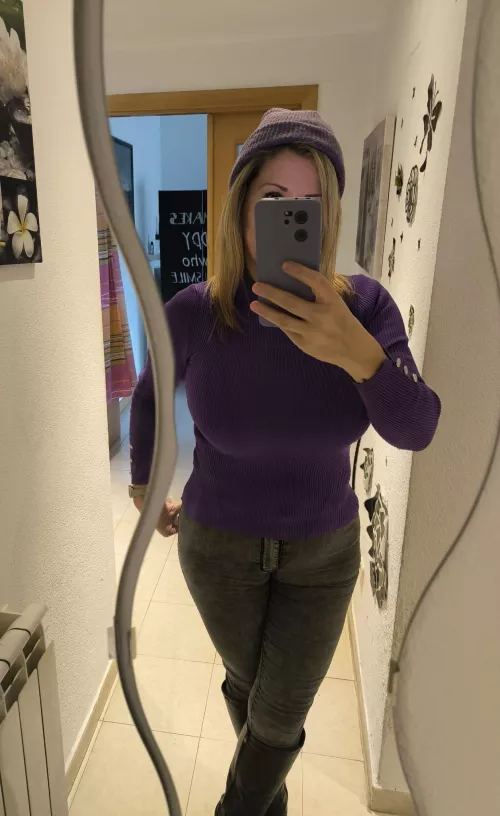 Happy Women's Day (F)