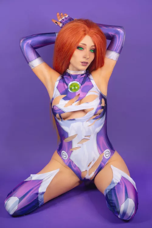 My Lewd Starfire cosplay (Shiroktsne)