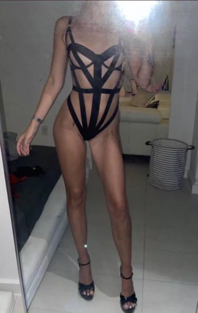 one of my fave bodysuits 🤭