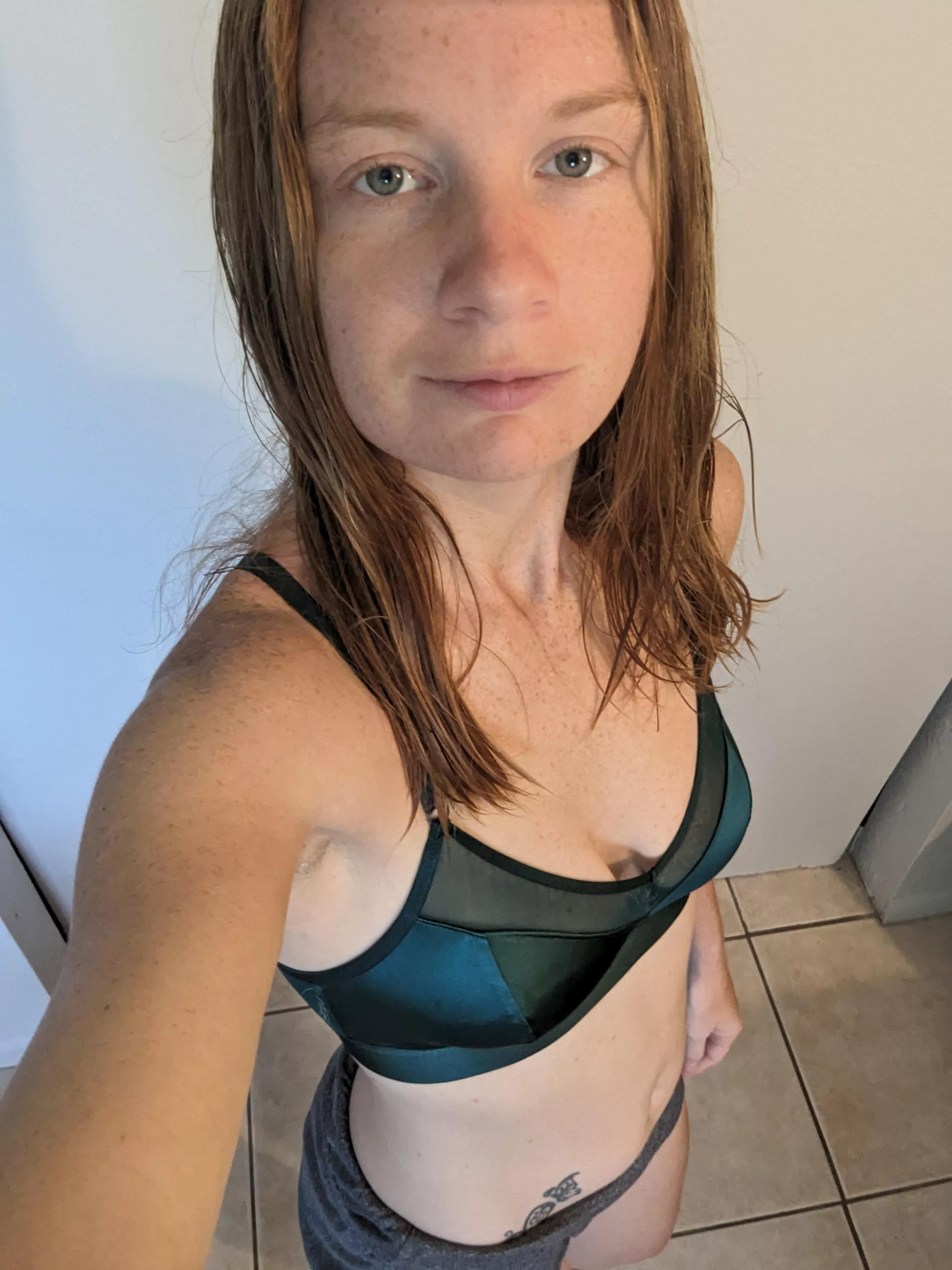 Redhead and heartfully vegan @redlilyrose19