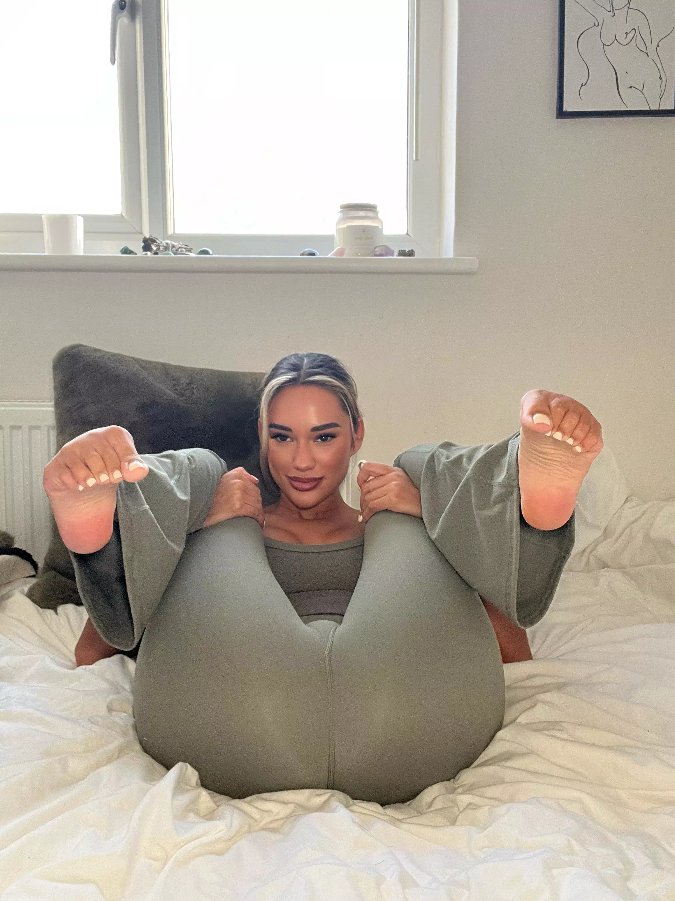 Caught my boss leaking over me in my work outfit today