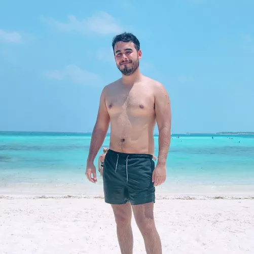 Hey everyone, anyone for a swim 😊 