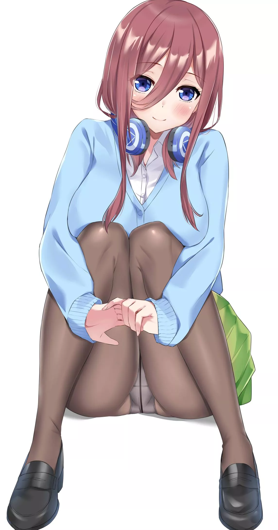 Miku Teasing In Her Pantyhose (The Quintessential Quintuplets)