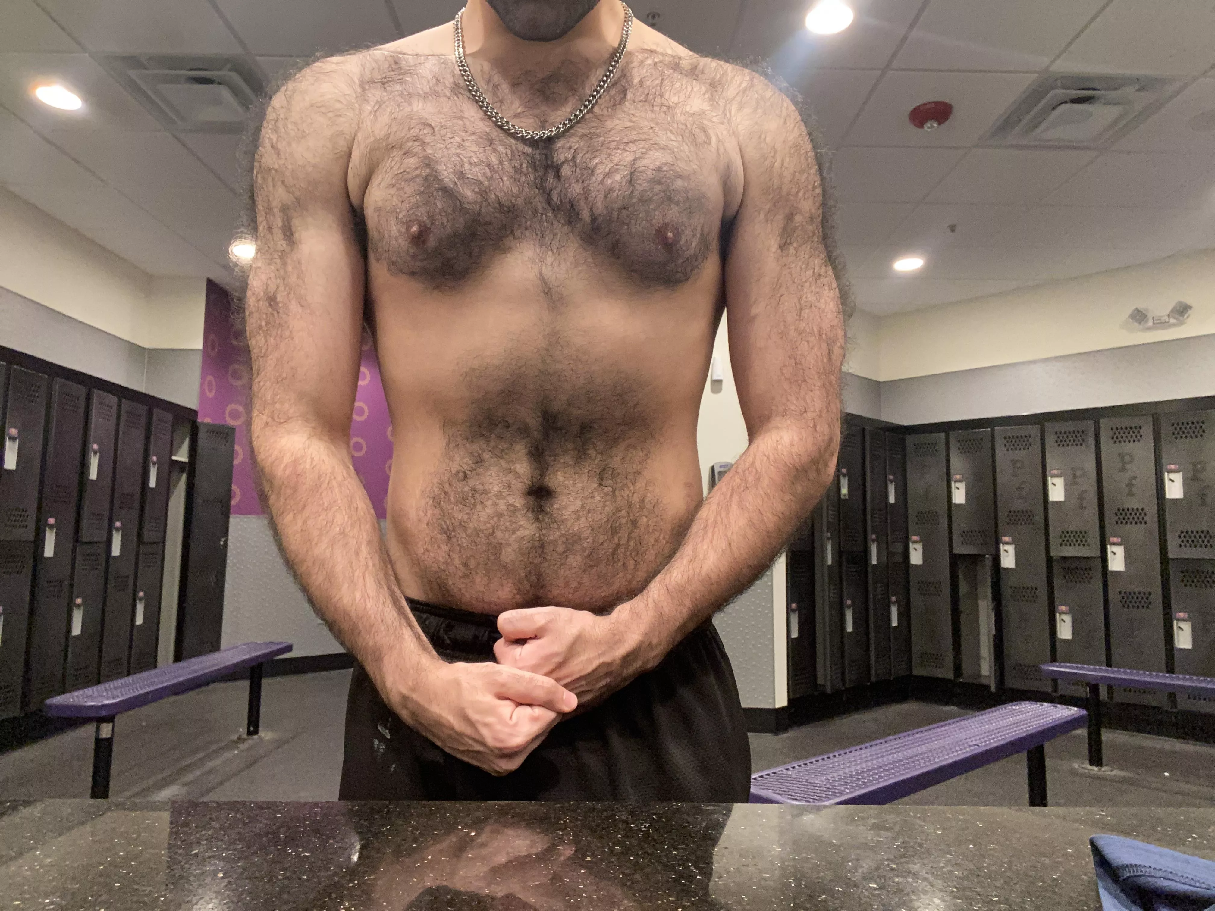 I like silver chains