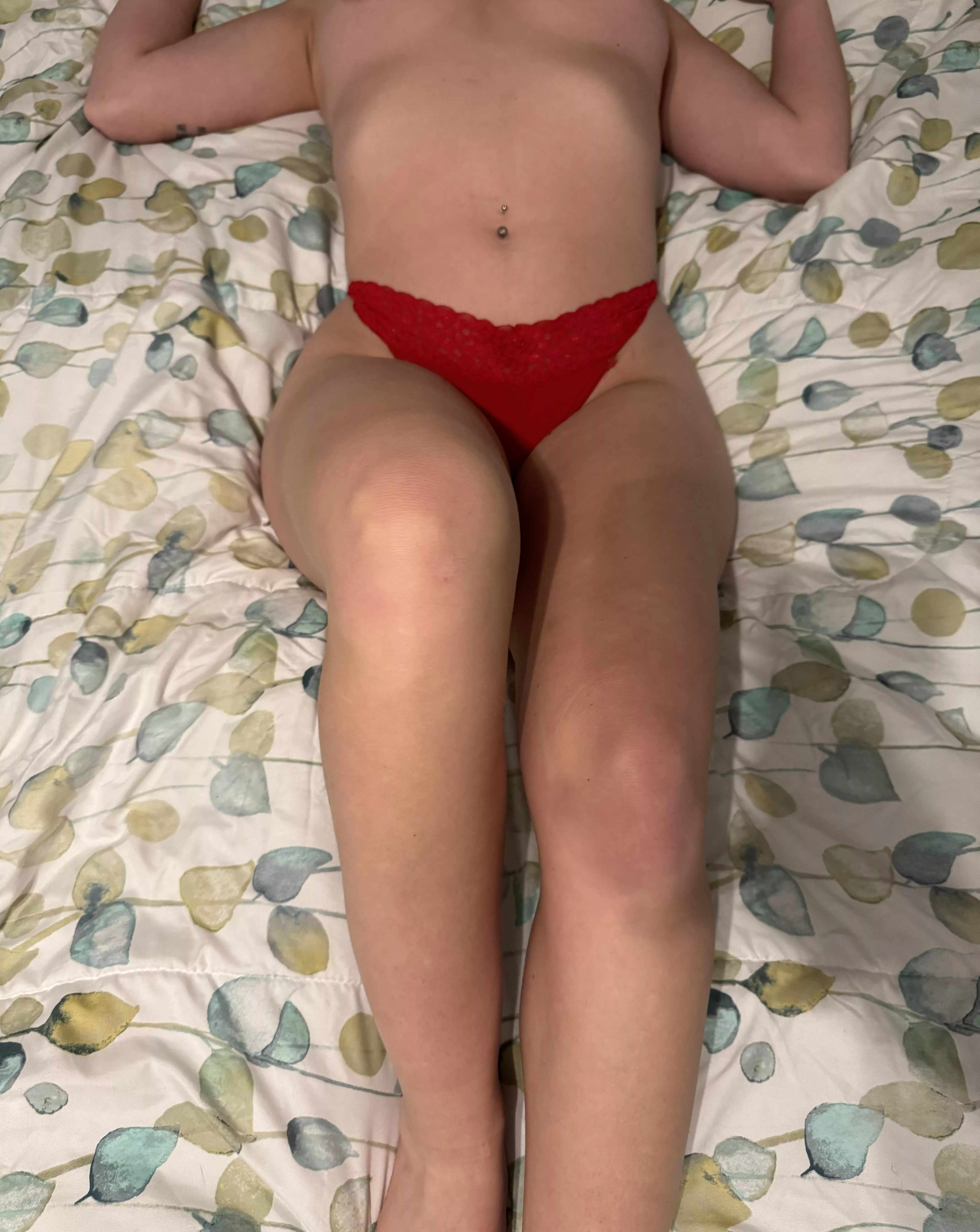 I need someone to spread my legs..❤️