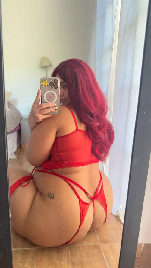 Just curious, would you masturbate to them if I sent you in a nudes??